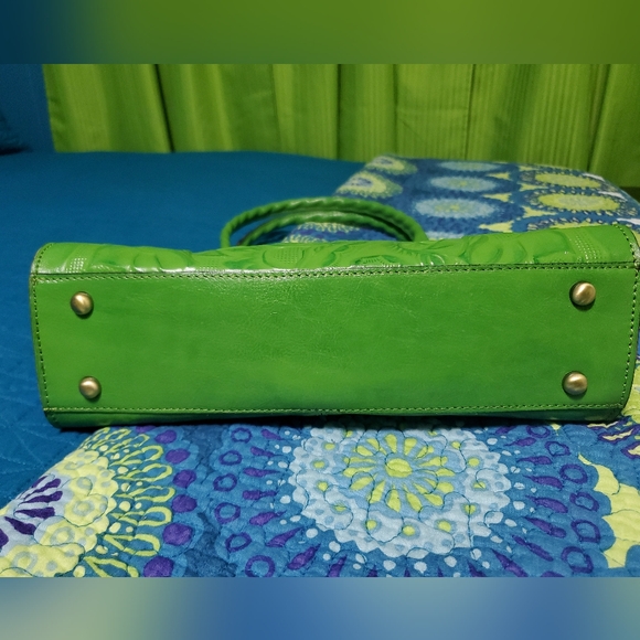 🌿Patricia Nash Rosina Tooled Leather Satchel - Picture 9 of 10